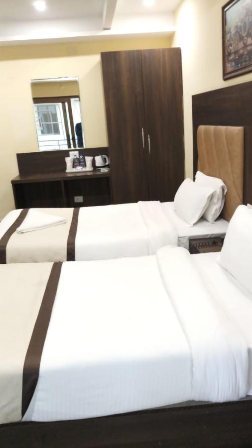 Hotel Royal City Siliguri Exterior photo