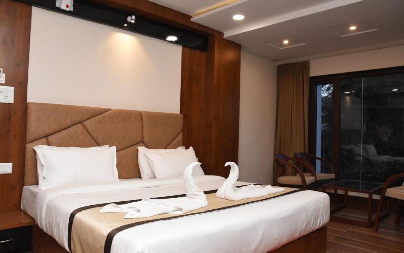 Hotel Royal City Siliguri Exterior photo