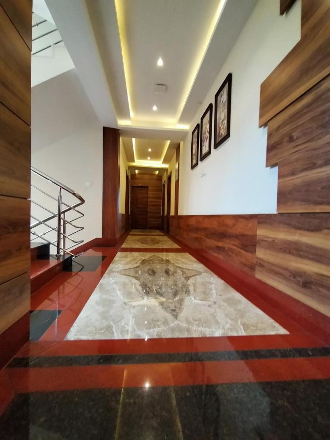 Hotel Royal City Siliguri Exterior photo